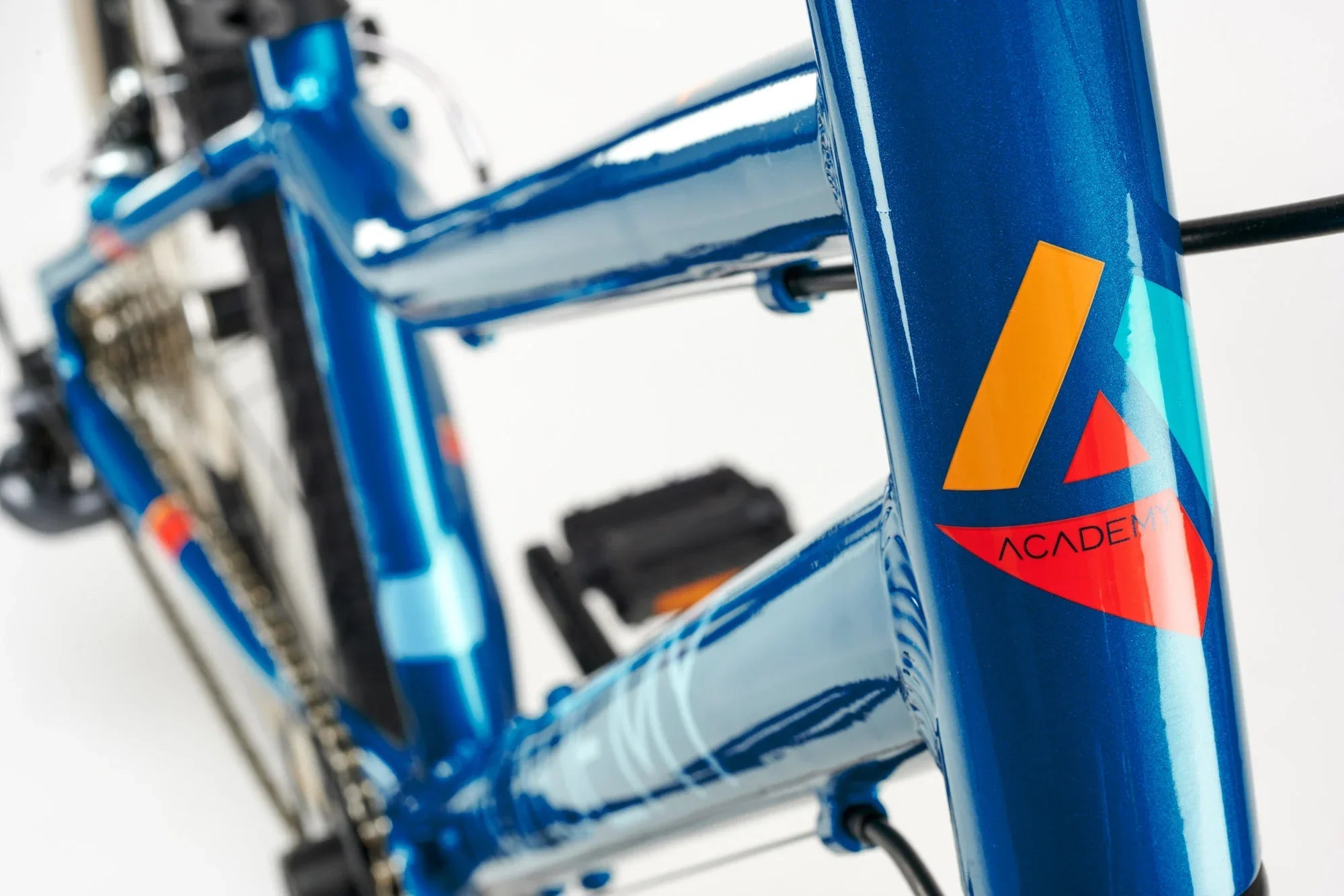 Academy Grade 4 8-Speed